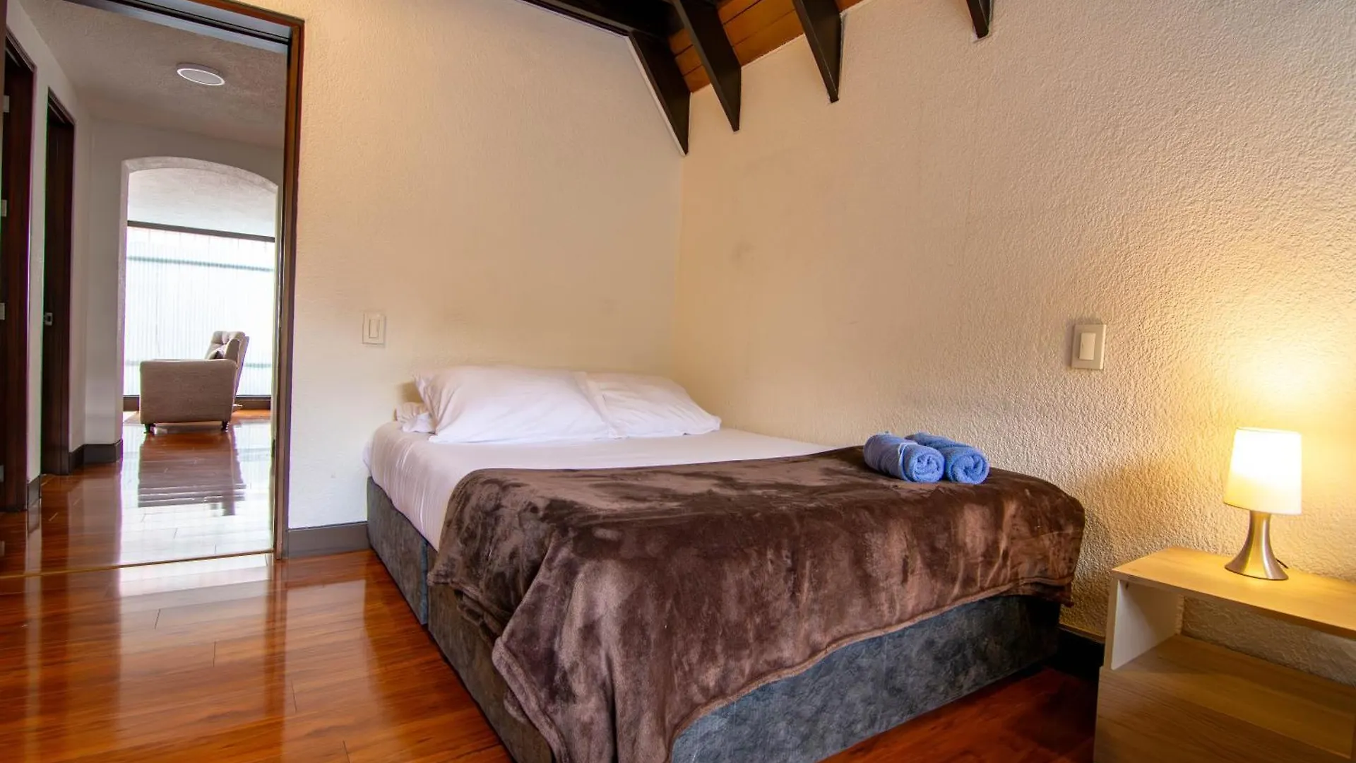 Boutique House, Chalet Suizo, Luxury Premium Stay Bogota Colombia