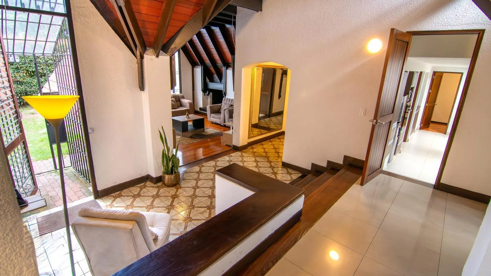 Boutique House, Chalet Suizo, Luxury Premium Stay Bogota Colombia