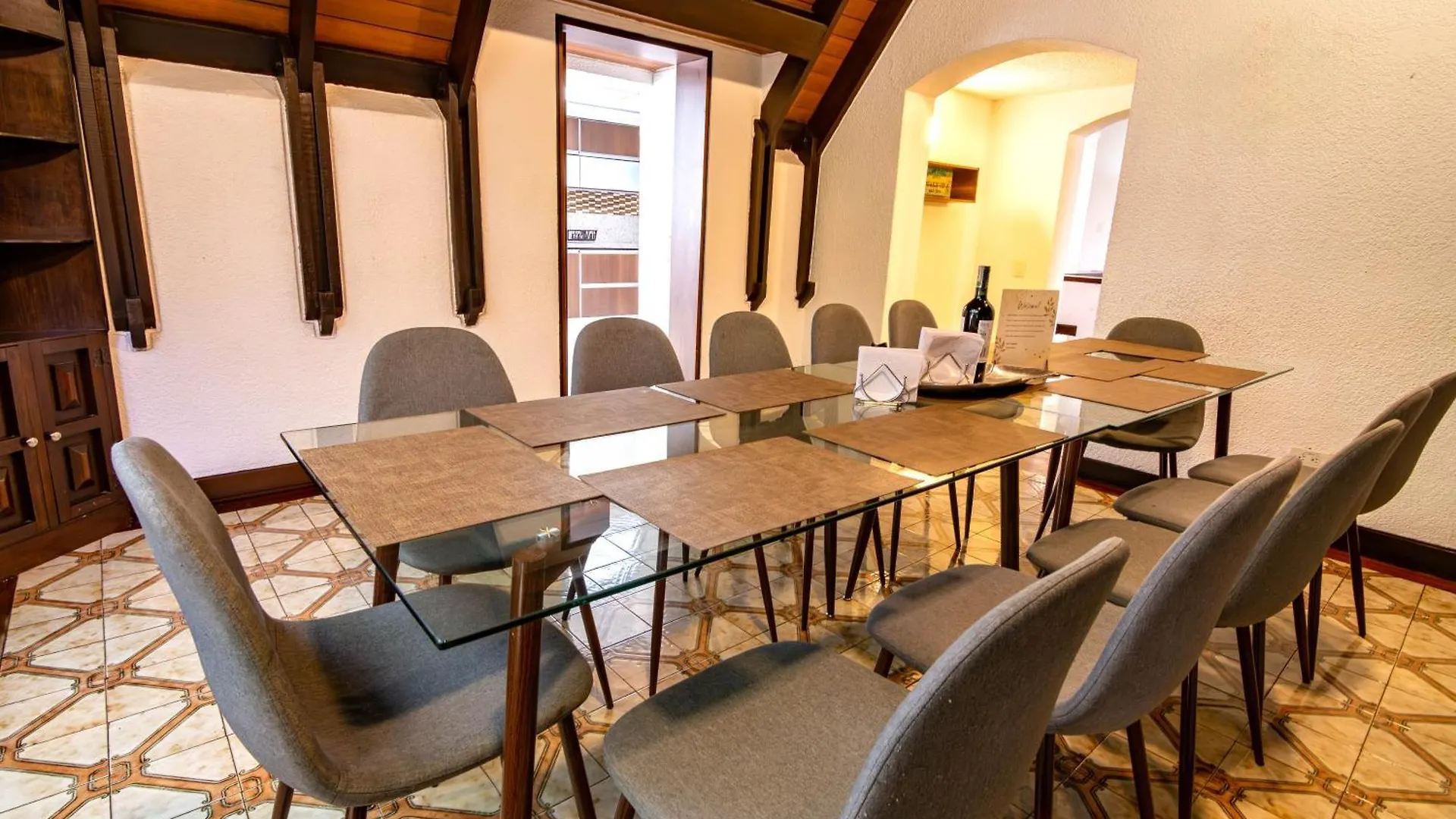 Boutique House, Chalet Suizo, Luxury Premium Stay Bogota