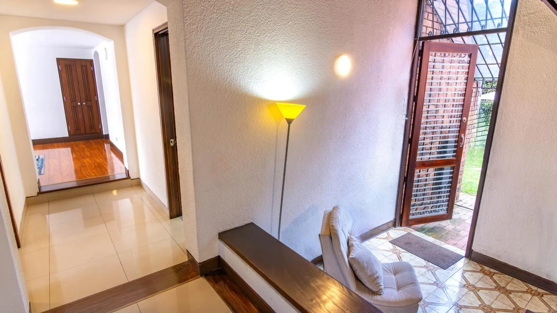 Boutique House, Chalet Suizo, Luxury Premium Stay Bogota