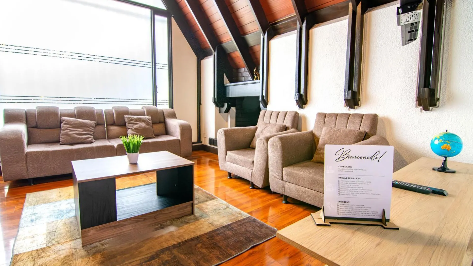 Boutique House, Chalet Suizo, Luxury Premium Stay Bogota 0*,  Colombia