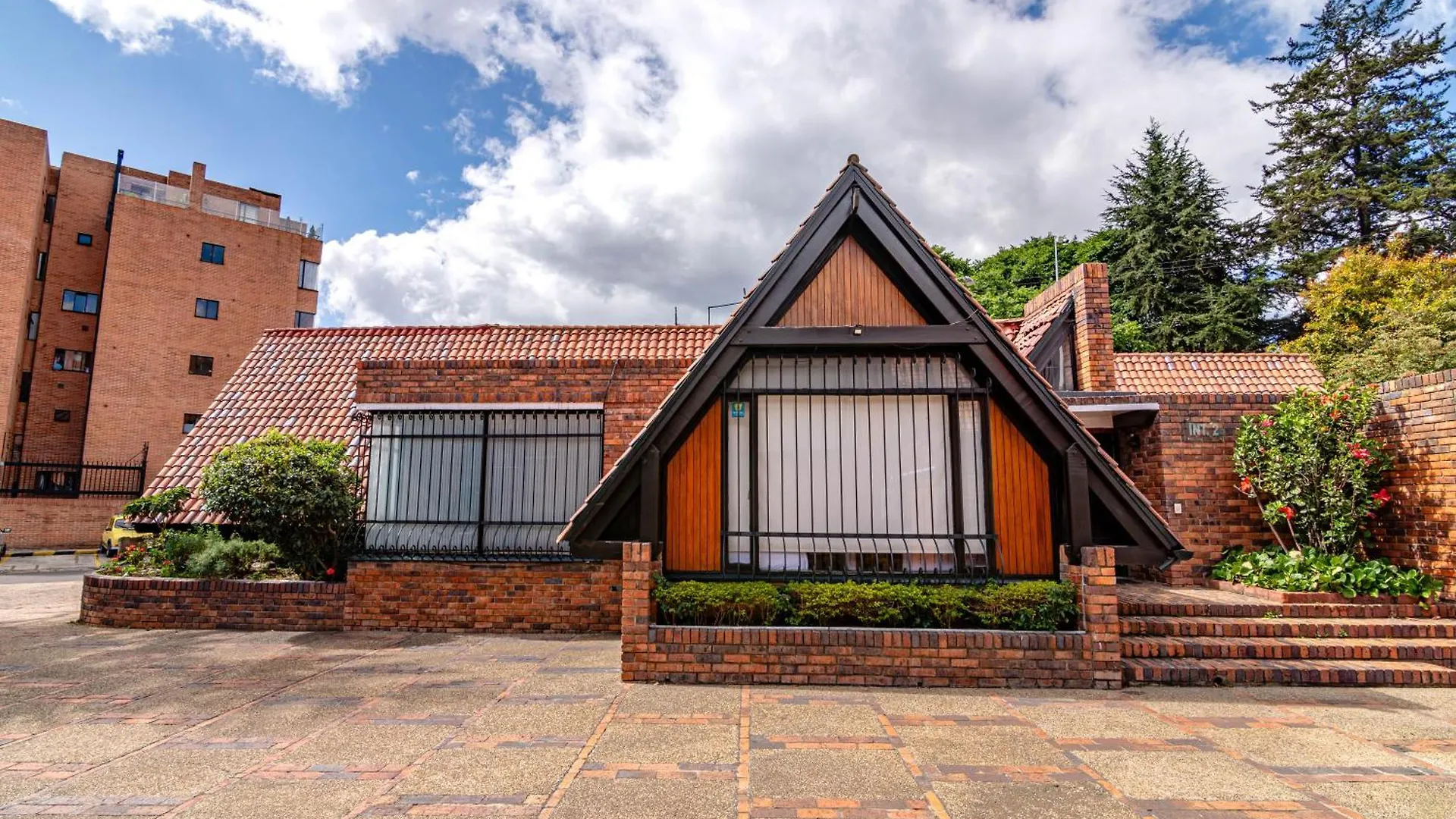Boutique House, Chalet Suizo, Luxury Premium Stay Bogota 0*,